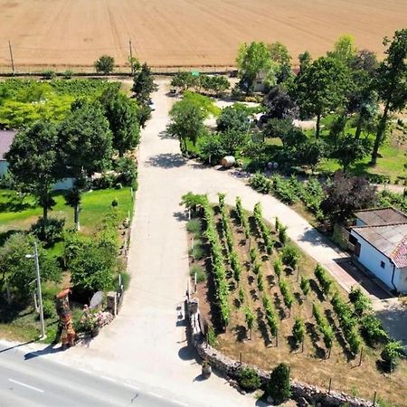 Domeniile Clos Des Colombes Douăzeci şi Trei August エクステリア 写真